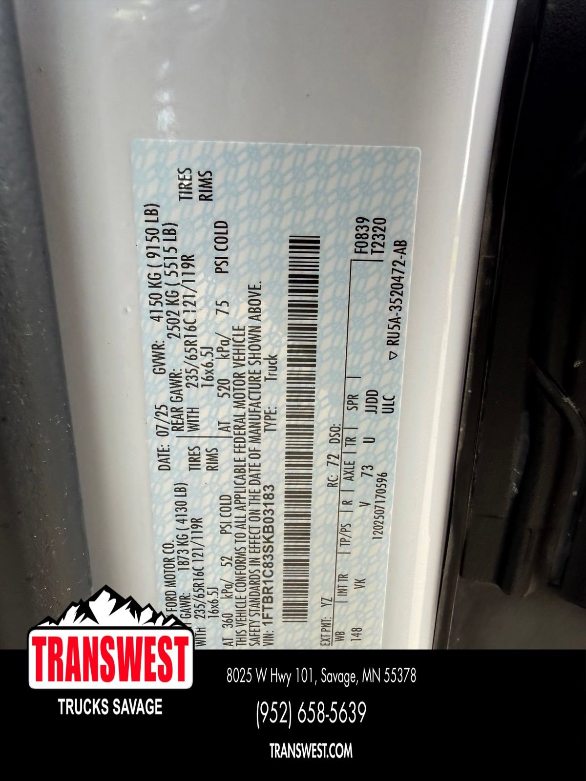 Used 2025 Ford Transit 250 148 Medium Roof RWD image 19