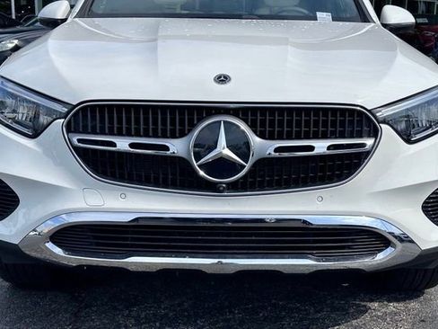 Used 2026 Mercedes-Benz GLC 300 4MATIC image 4