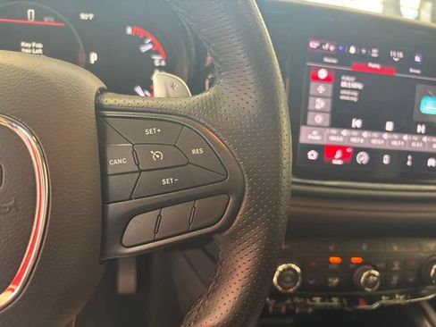 Used 2025 Dodge Durango GT AWD/4WD image 32