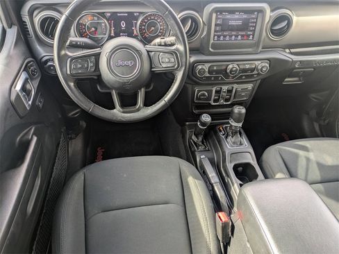Used 2021 Jeep Wrangler Unlimited Sport image 17