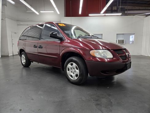 Used 2002 Dodge Caravan SE FWD image 4