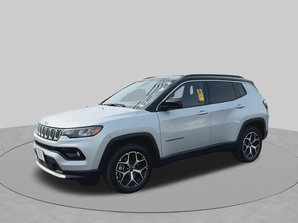Used 2026 Jeep Compass Limited AWD/4WD image 4