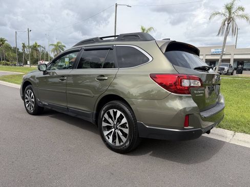 Used 2017 Subaru Outback 2.5i Limited AWD/4WD image 5