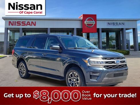 Used 2024 Ford Expedition Max XLT image 1