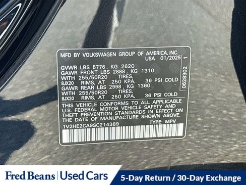 Used 2025 Volkswagen Atlas Cross Sport SE AWD/4WD image 33