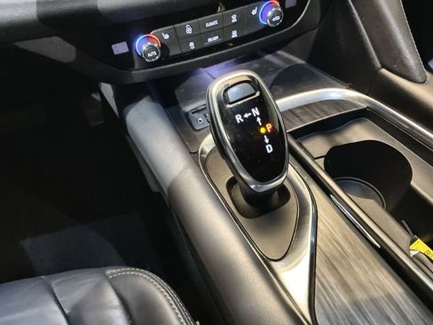 Certified 2021 Buick Enclave Essence image 15