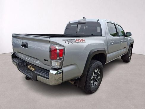 Used 2023 Toyota Tacoma TRD Off-Road AWD/4WD image 9