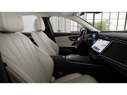 New 2026 Mercedes-Benz E 350 4MATIC Sedan image 5