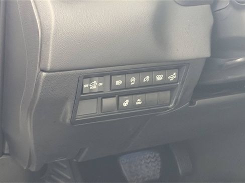 Used 2024 Toyota Tundra Limited AWD/4WD image 12