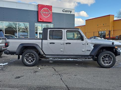Used 2020 Jeep Gladiator Sport w/ Quick Order Package 24S image 7