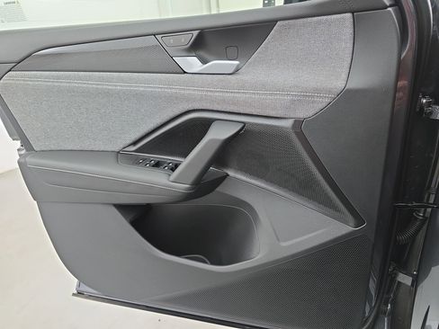 New 2026 Volkswagen Tiguan S FWD image 26