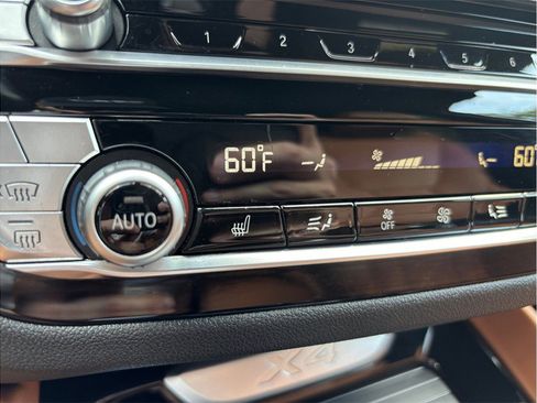 Used 2021 BMW X4 xDrive30i w/ Premium Package AWD/4WD image 34