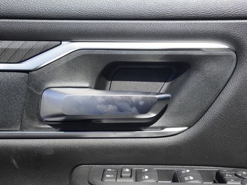 New 2026 RAM 1500 4x4 Crew Cab image 11