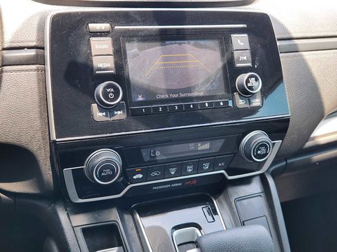 Used 2019 Honda CR-V LX image 18
