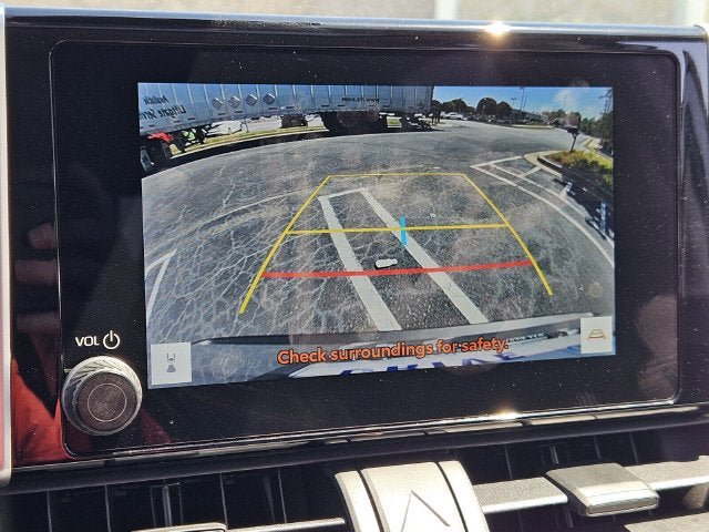 Used 2025 Toyota RAV4 XLE AWD/4WD image 26
