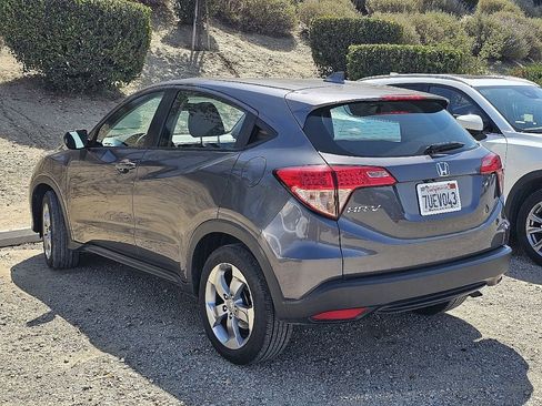 Used 2016 Honda HR-V LX image 12