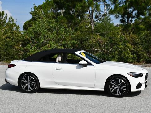 Used 2024 Mercedes-Benz CLE 300 4MATIC Cabriolet image 51