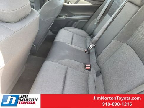 Used 2025 Toyota Camry LE image 29