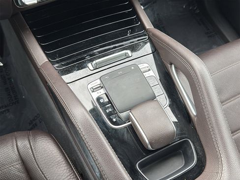 Used 2020 Mercedes-Benz GLE 350 4MATIC image 19