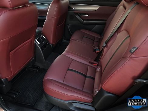 Used 2025 MAZDA CX-70 Plug-In Hybrid w/ Premium Plus image 11