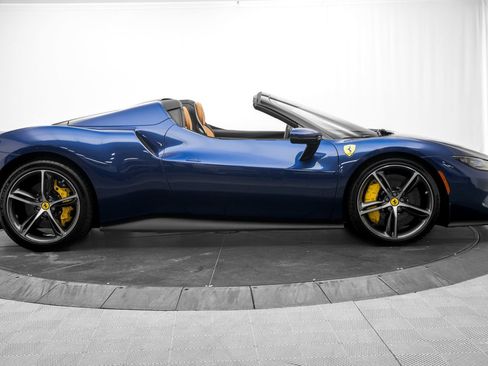 Used 2024 Ferrari 296 GTS RWD image 8