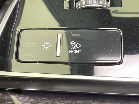 New 2026 Audi Q8 Premium Plus image 38