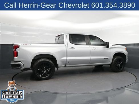 Used 2022 Chevrolet Silverado 1500 RST w/ Convenience Package II AWD/4WD image 8