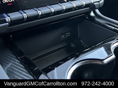 New 2026 GMC Yukon AT4 w/ AT4 Premium Plus Package AWD/4WD image 18