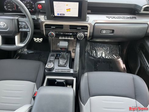Certified 2026 Toyota Tacoma TRD Sport AWD/4WD image 17