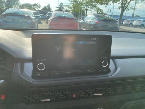Certified 2024 Honda Accord EX image 25
