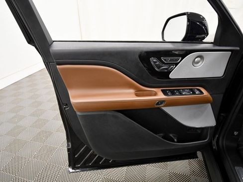 Used 2023 Lincoln Aviator Grand Touring w/ Equipment Group 301A image 13