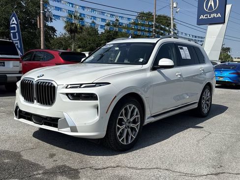 Used 2025 BMW X7 xDrive40i w/ Premium Package AWD/4WD image 8