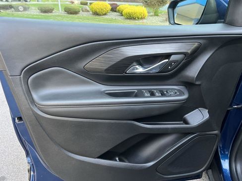 Certified 2022 GMC Terrain SLE w/ Driver Convenience Package image 22