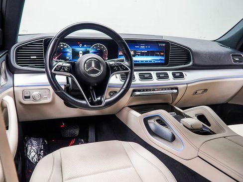 Used 2025 Mercedes-Benz GLE 350 4MATIC image 16