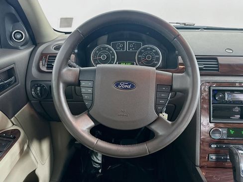 Used 2008 Ford Taurus SEL FWD image 14