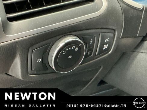 Used 2019 Ford Edge SEL w/ Equipment Group 201A AWD/4WD image 18