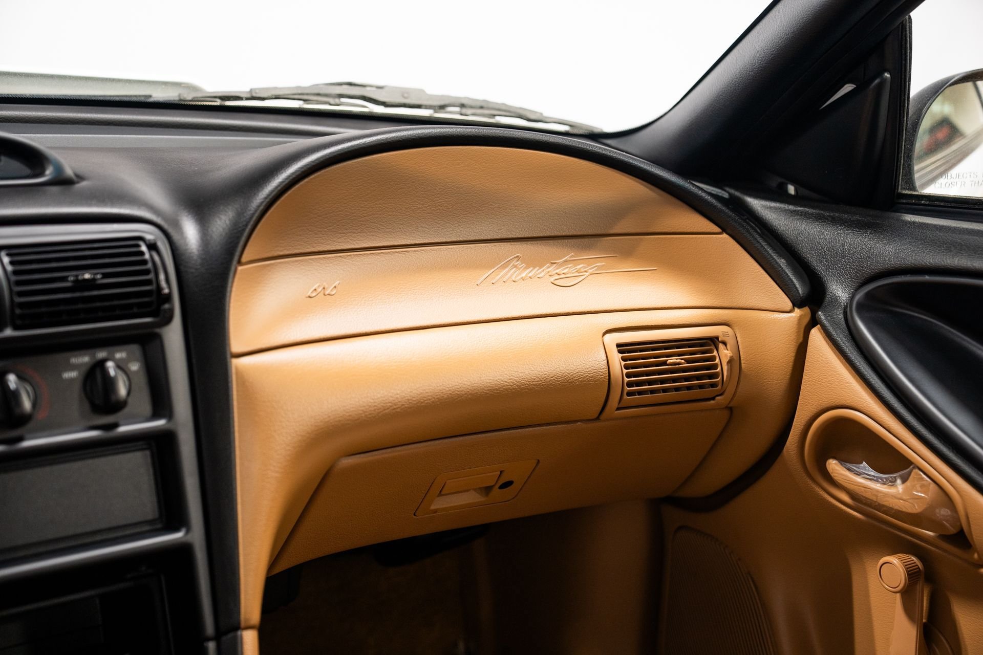 Used 1995 Ford Mustang Cobra R RWD image 21