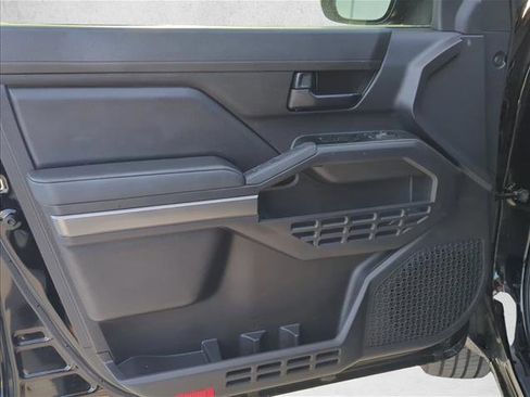 Used 2025 Toyota Tacoma SR5 RWD image 7