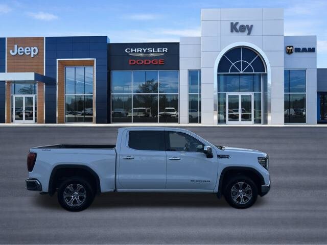 Used 2025 GMC Sierra 1500 SLT AWD/4WD image 6