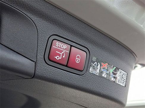 New 2026 Mercedes-Benz GLE 63 AMG S image 25