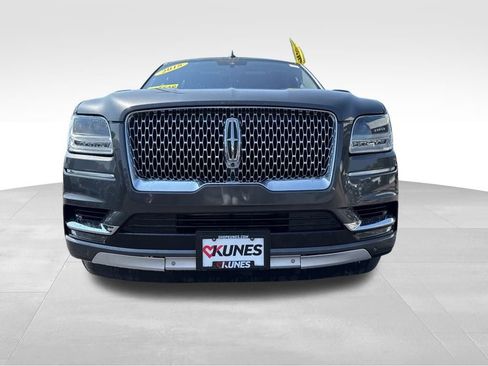 Used 2018 Lincoln Navigator L Reserve w/ Technology Package image 12