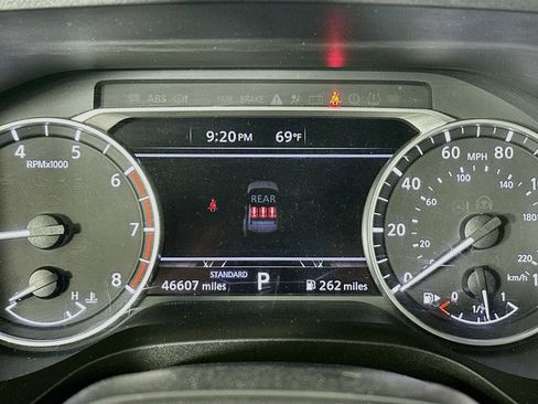 Used 2025 Nissan Rogue SV FWD image 19