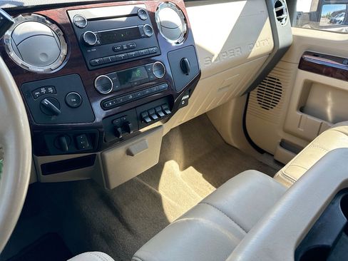 Used 2009 Ford F250 Lariat AWD/4WD image 25