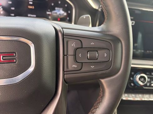 Used 2024 GMC Sierra 1500 AT4 w/ Technology Package AWD/4WD image 8