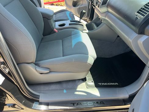 Used 2011 Toyota Tacoma PreRunner w/ TRD Off-Road Pkg w/JBL Audio RWD image 33
