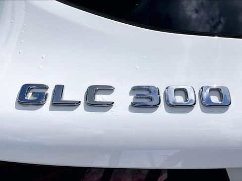 Certified 2022 Mercedes-Benz GLC 300 4MATIC image 33