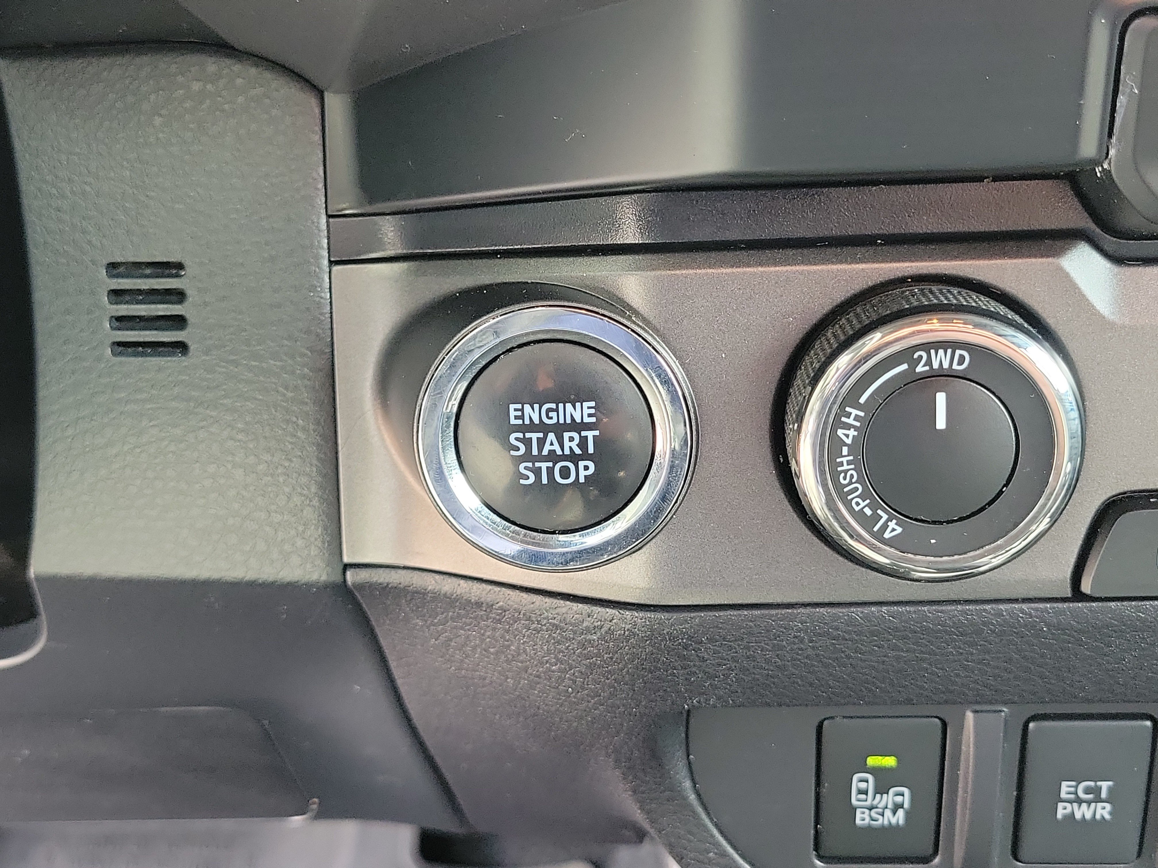 Used 2023 Toyota Tacoma TRD Pro AWD/4WD image 29
