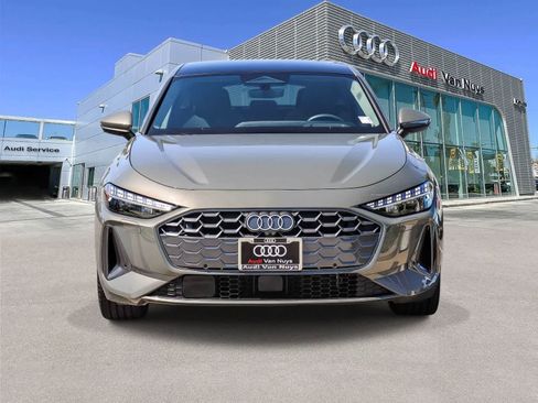 Used 2025 Audi A5 2.0T Premium Plus w/ Premium Plus AWD/4WD image 6