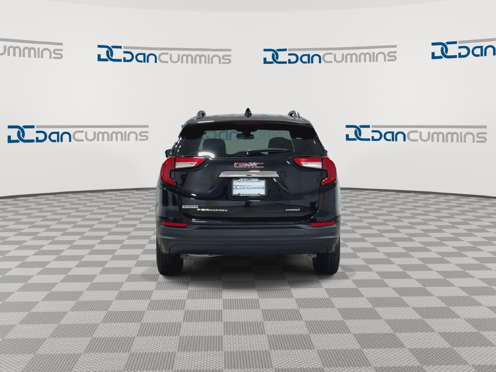 Used 2024 GMC Terrain SLE w/ Driver Convenience Package AWD/4WD image 7