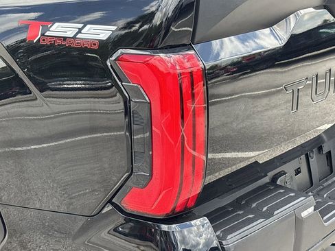 Used 2022 Toyota Tundra SR5 RWD image 7